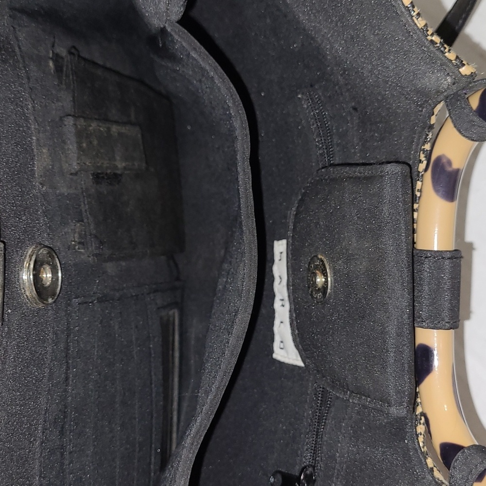 Ladies pocketbook by MARLO, BLACK BEIGE, PLASTIC HANDLES, BLACK ADJUSTABLE STRAP - Picture 3 of 5